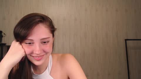 Snapshot of funnybunny3579 chatting on 12-13-24, 10:02 JENNY online show from 12-13-24, 10:02