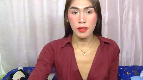 Snapshot of furbby_foxy chatting on 05-21-26, 12:39 LIL LEE online show from 05-21-26, 12:39