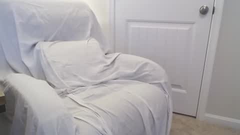 Snapshot of furring chatting on 01-05-25, 09:14 furring online show from 01-05-25, 09:14