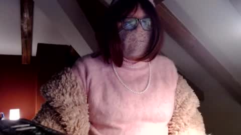 Snapshot of fursdany chatting on 07-23-26, 08:29 Dany online show from 07-23-26, 08:29
