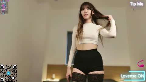 Fuyomi online show from 02-24-26, 01:03