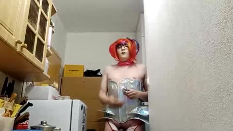 Snapshot of g_hf_d chatting on 10-19-25, 03:12 Nada Mistress online show from 10-19-25, 03:12