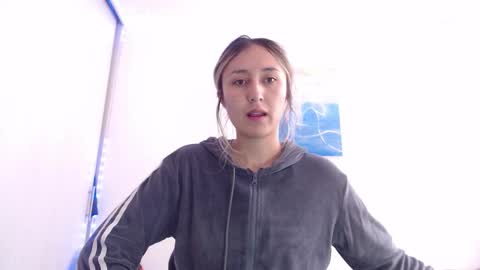 Snapshot of gabb_rioss chatting on 11-18-25, 05:06 Gabriela online show from 11-18-25, 05:06