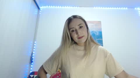 Snapshot of gabb_rioss chatting on 11-27-25, 10:34 Gabriela online show from 11-27-25, 10:34