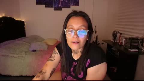 Snapshot of gabbie_kook chatting on 03-09-25, 03:22 gabbie_kook online show from 03-09-25, 03:22