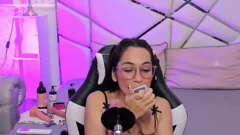 gabbieskinny online show from 06-14-26, 03:52