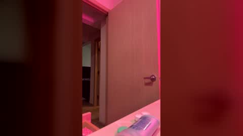 Snapshot of gabbivtate chatting on 03-20-26, 03:17 Gabbi Von Tate online show from 03-20-26, 03:17