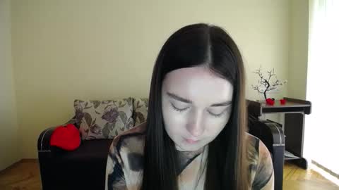 Jaklin online show from 09-19-25, 09:00