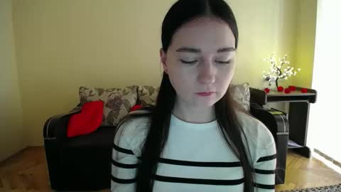 Snapshot of gabby_di chatting on 05-11-26, 08:31 Jaklin online show from 05-11-26, 08:31