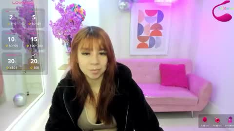 Snapshot of gabby_evanns chatting on 09-10-25, 12:16 gabby_evanns online show from 09-10-25, 12:16