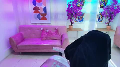 gabby_evanns online show from 12-20-25, 12:01