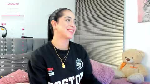 Snapshot of gabi_boom chatting on 11-12-25, 12:11 Gabriela online show from 11-12-25, 12:11