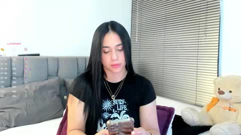 Snapshot of gabi_boom chatting on 11-26-25, 10:33 Gabriela online show from 11-26-25, 10:33