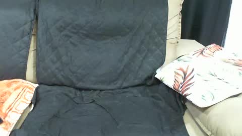 Snapshot of gabibrasil chatting on 02-01-25, 04:14 gaby layla online show from 02-01-25, 04:14