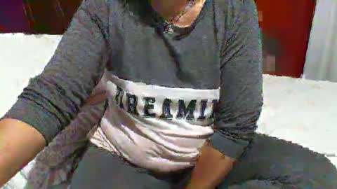 Snapshot of gabibrasil chatting on 09-20-25, 10:11 gaby layla online show from 09-20-25, 10:11