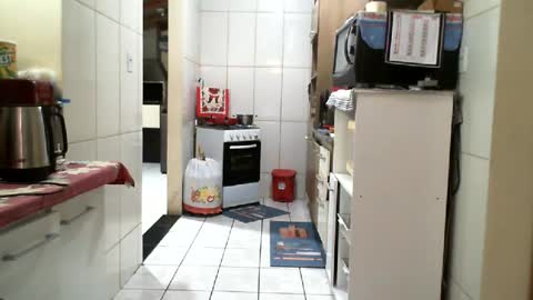 Snapshot of gabibrasil chatting on 06-27-26, 11:21 gaby layla online show from 06-27-26, 11:21