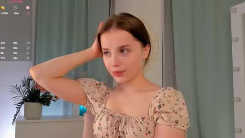 Snapshot of gabimeshuggah chatting on 11-08-25, 09:24 Gabi online show from 11-08-25, 09:24