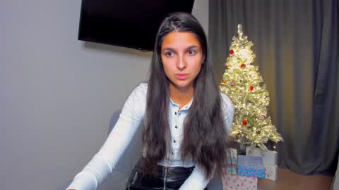 Snapshot of gabri_baby chatting on 01-05-25, 08:31 The next stream in car 1 december 10pm time in France online show from 01-05-25, 08:31