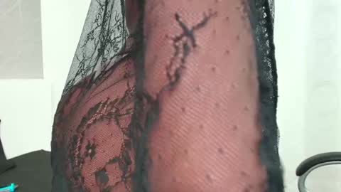 Snapshot of gabriela_lopez1 chatting on 09-23-25, 06:05 Gabriela  online show from 09-23-25, 06:05