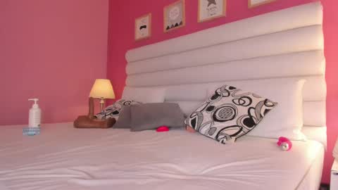 Gabriela salgado online show from 02-19-25, 05:16