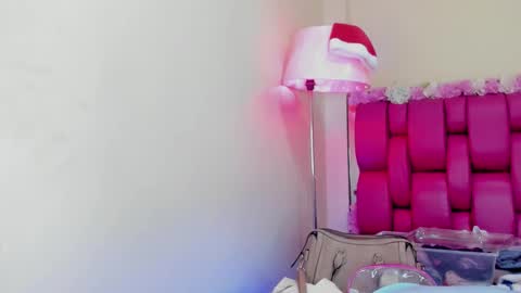 Gaby Im on vacation see you on November 25 online show from 01-03-25, 04:37