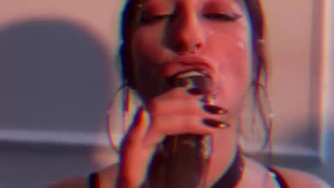 Gabriela Kassi online show from 11-26-25, 10:49