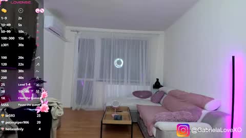 Gabrielaaaa online show from 02-19-25, 11:57