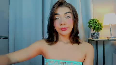 Gabriela Evans MS online show from 05-06-26, 02:08