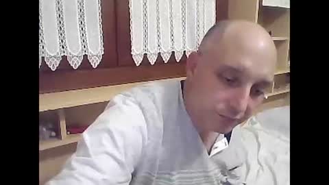 Snapshot of gabrielegr22 chatting on 10-08-25, 05:10 Gabriele online show from 10-08-25, 05:10