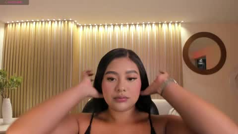 Snapshot of gabriellalee_ chatting on 05-19-26, 03:13 Gabriella Lee online show from 05-19-26, 03:13