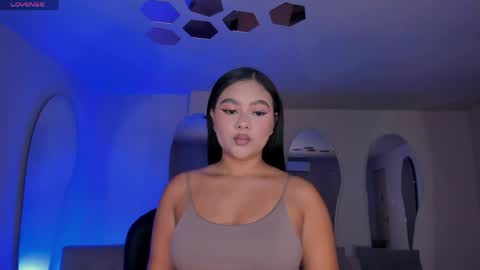 Snapshot of gabriellalee_ chatting on 06-05-26, 03:24 Gabriella Lee online show from 06-05-26, 03:24