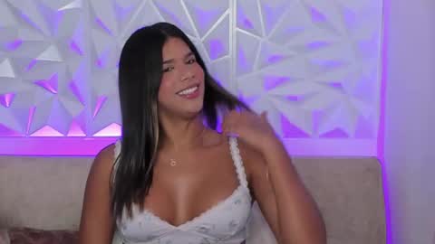 Gabriela  online show from 10-17-25, 11:18