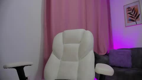 gaby online show from 04-28-26, 07:19