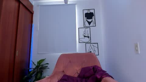    online show from 04-30-26, 08:57