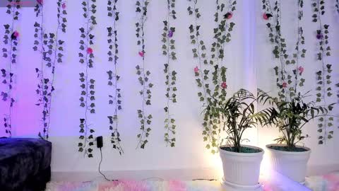 Snapshot of gaby_mason chatting on 02-28-25, 07:05 Gaby online show from 02-28-25, 07:05