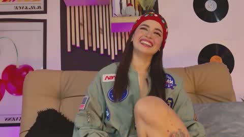 Snapshot of gaby_mason chatting on 12-04-25, 01:20 Gaby online show from 12-04-25, 01:20