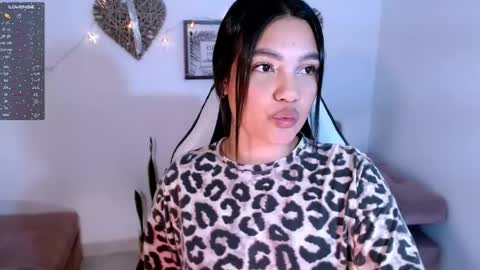 My name is Gabriela.. nice to meet you thumbs up please its very important to me online show from 05-06-26, 07:13