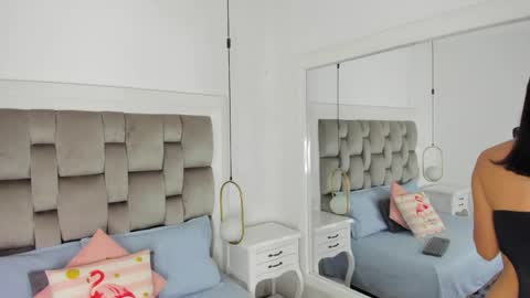 GABRIELA  online show from 04-12-26, 11:37