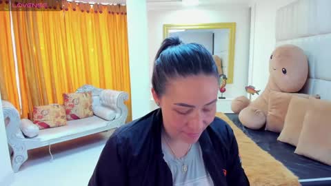 gabriela online show from 03-01-25, 01:51