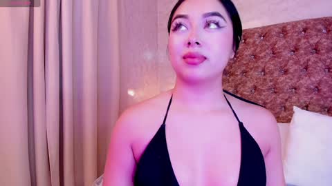 Snapshot of gabydesire chatting on 12-24-24, 11:11 GABY DESIRE online show from 12-24-24, 11:11