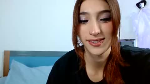 Snapshot of gabykovalenko chatting on 12-30-24, 04:20 Gaby online show from 12-30-24, 04:20