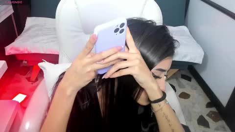 Snapshot of gabyowenss_ chatting on 03-08-26, 02:04 Gaby Owens online show from 03-08-26, 02:04