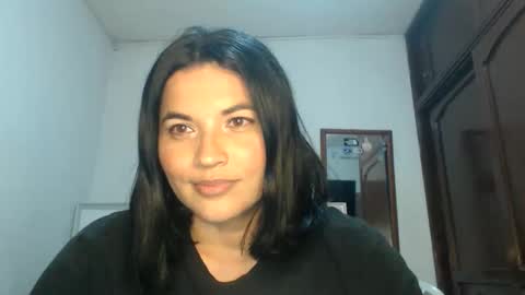 Snapshot of gabysot chatting on 06-10-26, 06:51 gabysot online show from 06-10-26, 06:51