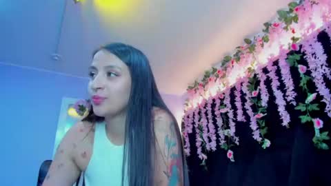 Snapshot of gabyy_cooper chatting on 07-10-26, 01:54 gabby cooper online show from 07-10-26, 01:54