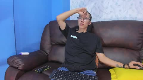 Snapshot of gadiel_sex chatting on 02-25-25, 03:38 gadiel_sex online show from 02-25-25, 03:38