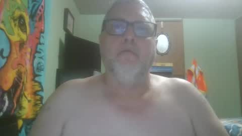 Snapshot of gadude45 chatting on 06-07-26, 03:43 gadude45 online show from 06-07-26, 03:43