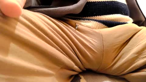 Snapshot of gae89tano chatting on 03-05-25, 12:11 gae89tano online show from 03-05-25, 12:11