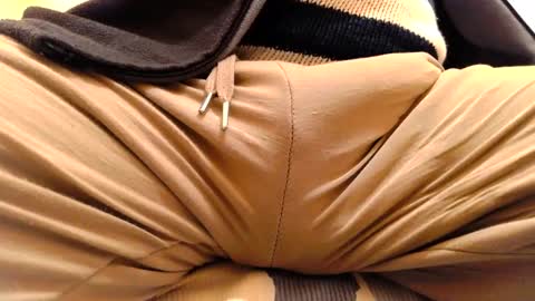 Snapshot of gae89tano chatting on 03-08-25, 02:30 gae89tano online show from 03-08-25, 02:30