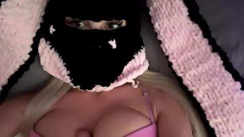 Feetbaabe online show from 05-25-26, 02:23