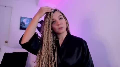 Snapshot of gaia_stonne chatting on 11-01-25, 11:23 gaia_stonne online show from 11-01-25, 11:23